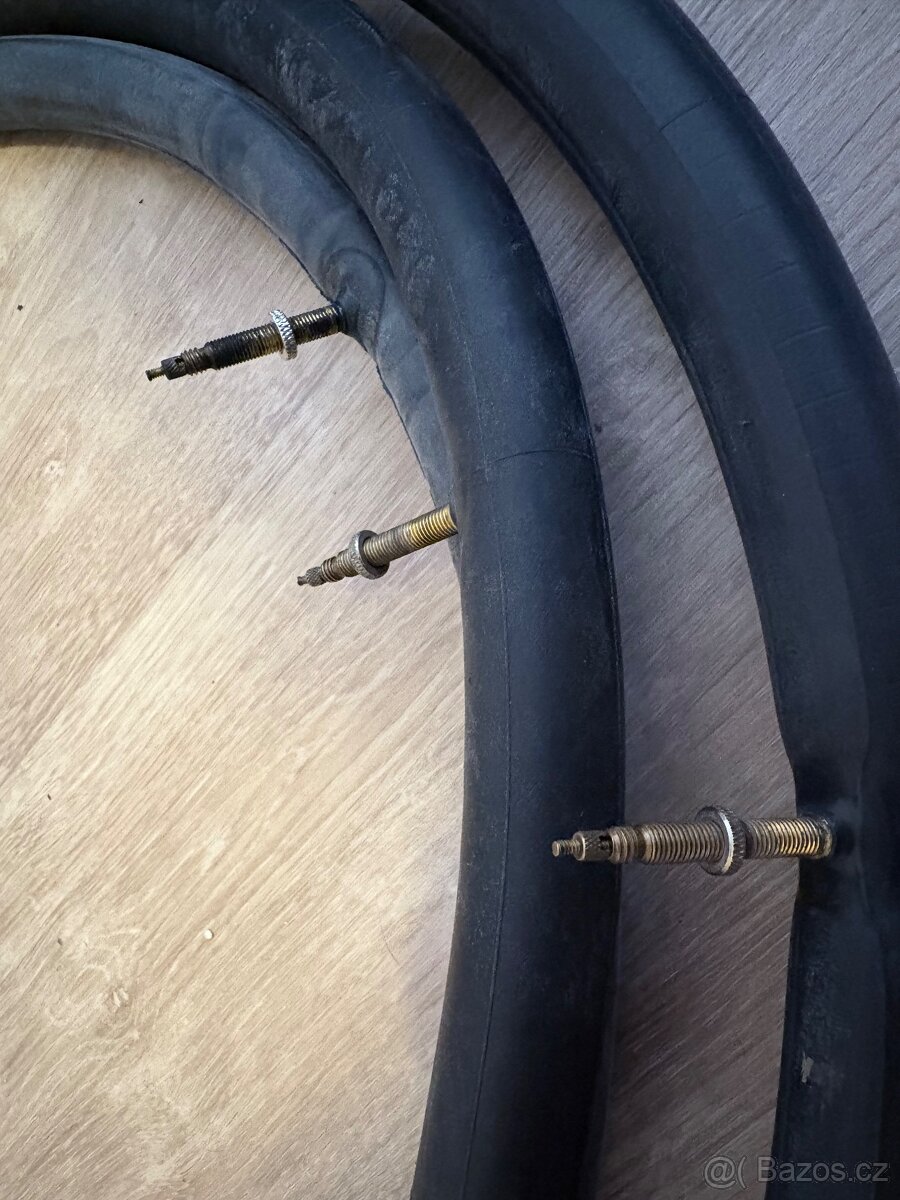 3x Duše Michelin A3 35-40 x 622/635