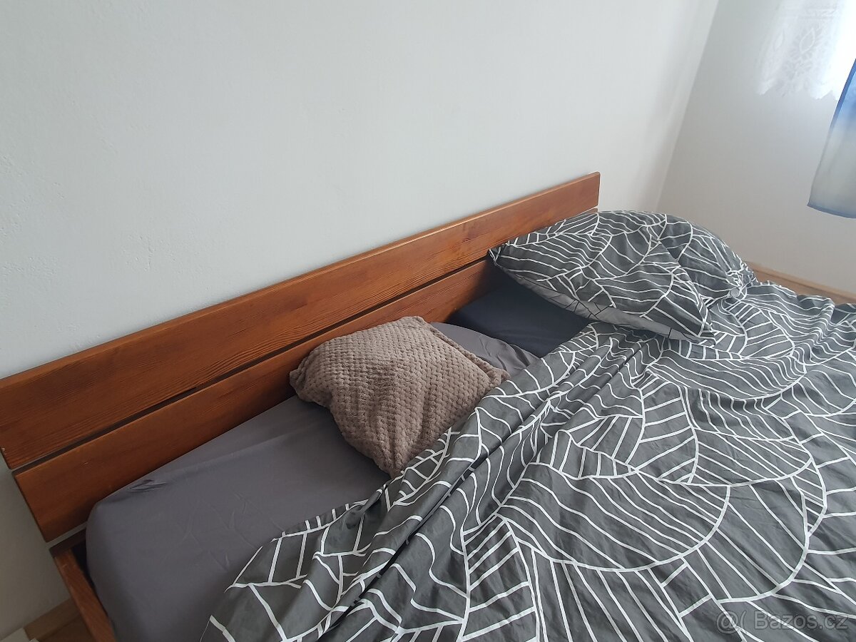 Postel 200x200cm i matrace