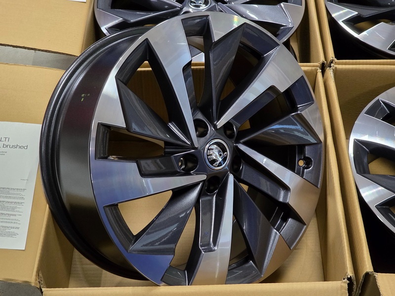 originál alu ŠKODA Kodiaq II Halti 7,5x19" 5x112 ET40 R19