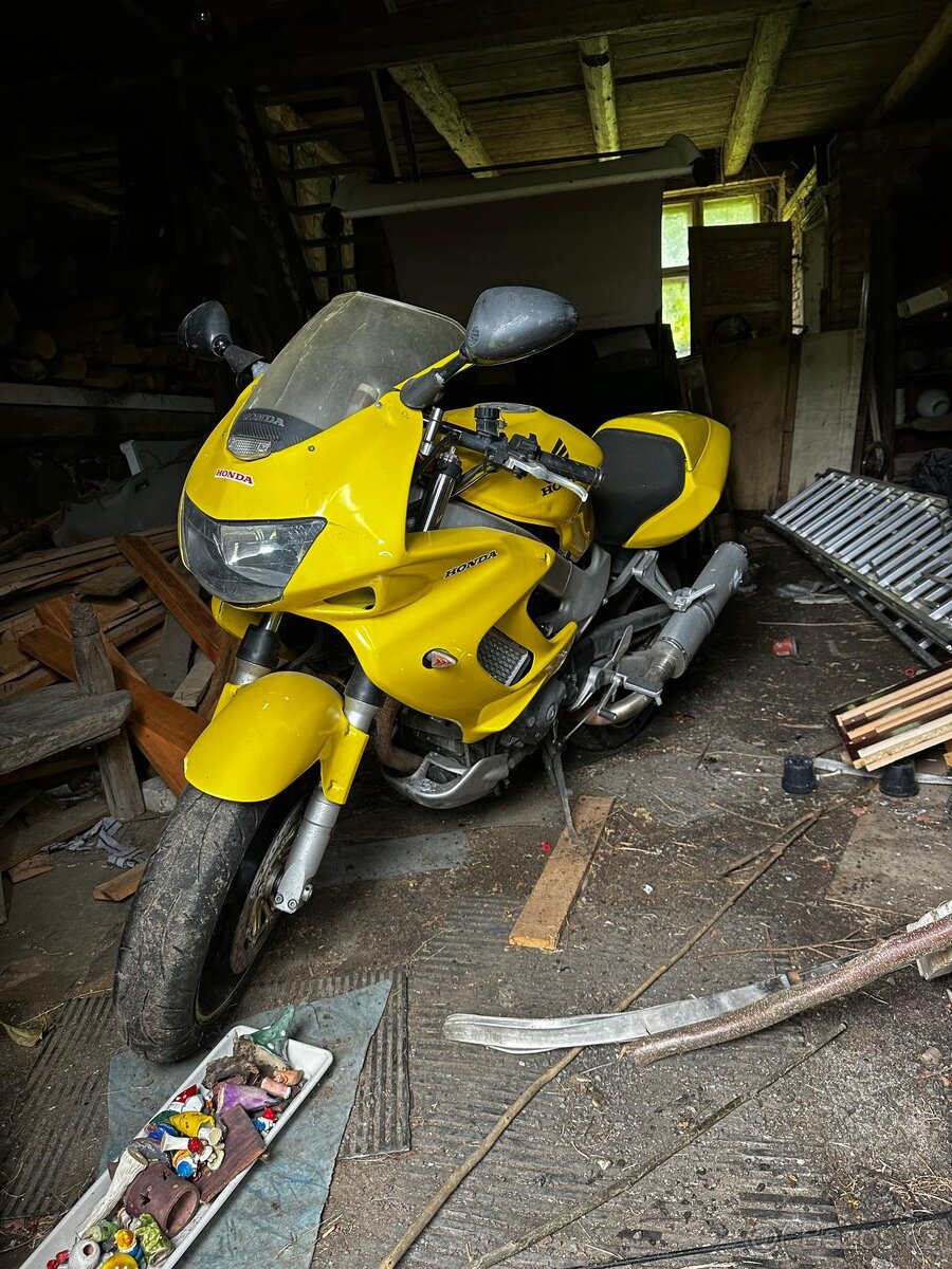 Honda VTR 1000 F