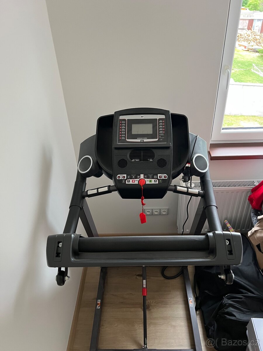 Běžecký pás Pioneer R3