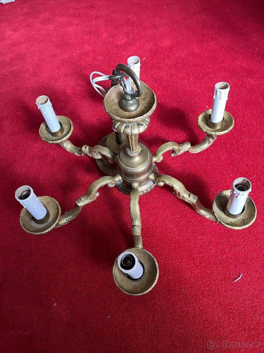 Starožitný bronzový lustr