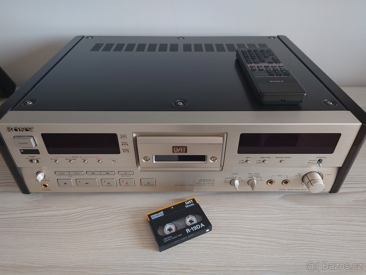 SLEVA - DAT SONY DTC-2000ES v super stavu
