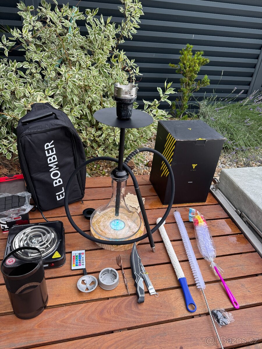 Prodám vodní dýmku Vyro Versa Black s kompletním příslušenst