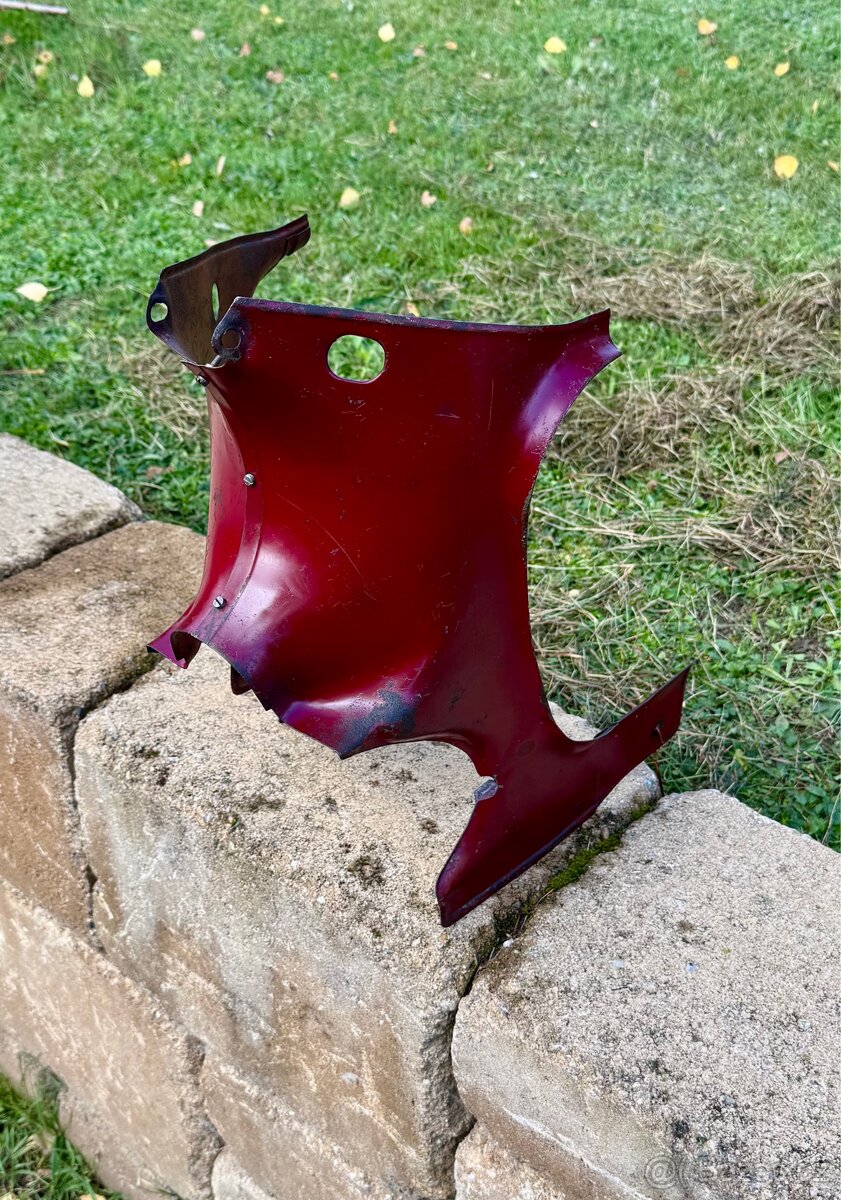 Jawa 350 panelka, sportka - podsedlove plechy