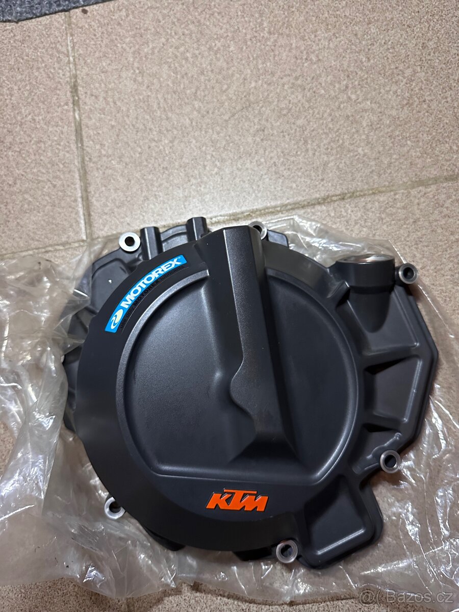 Víko spojky KTM Duke Adventure 790 890 R L GP