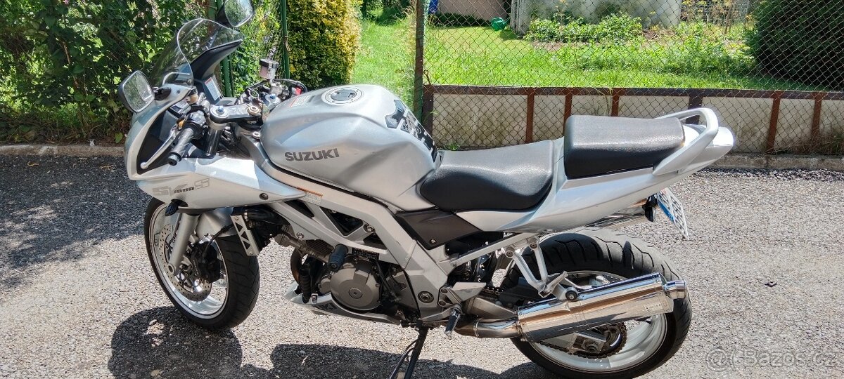 Suzuki SV1000 S