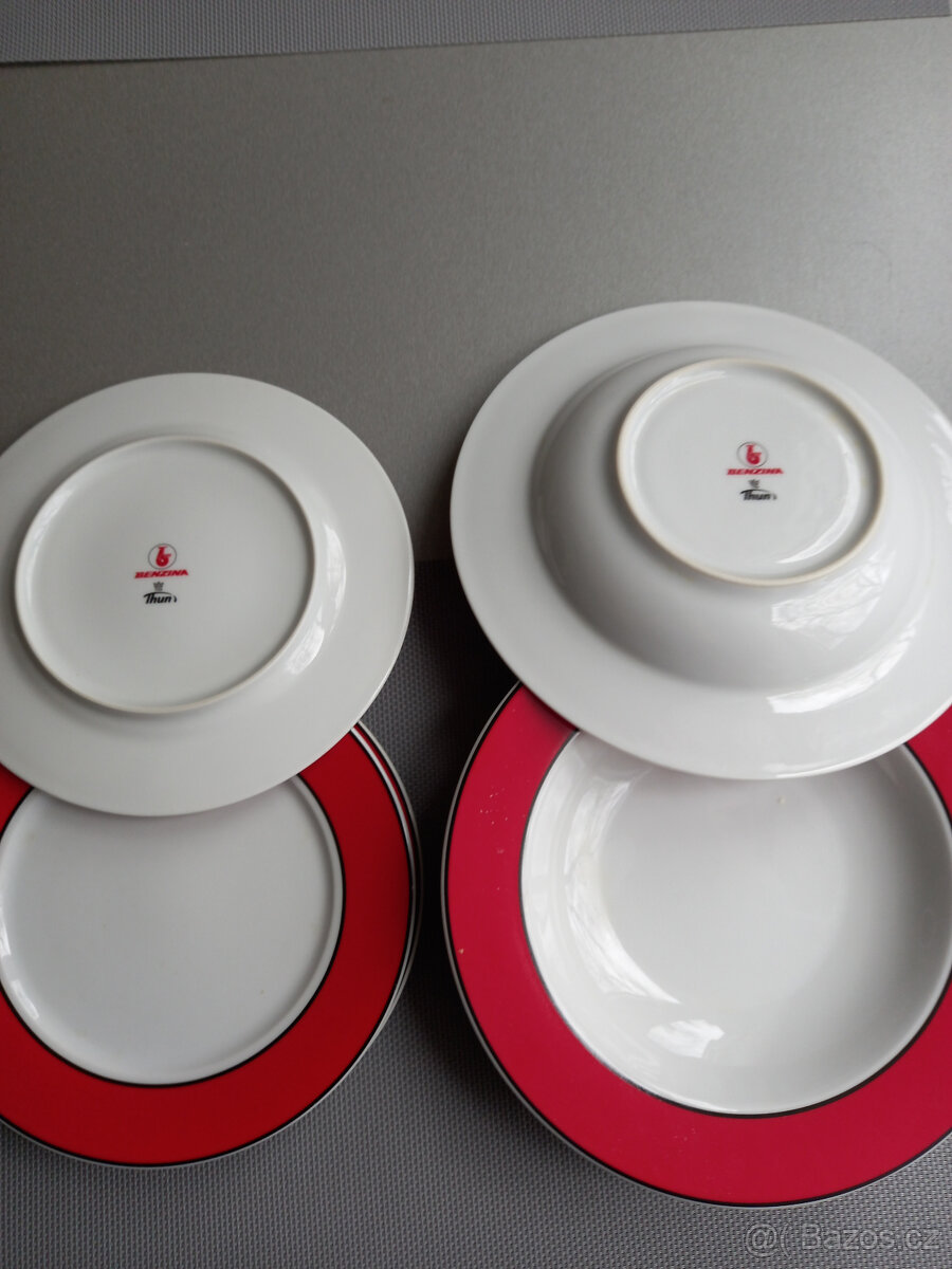 České porcelánové talíře