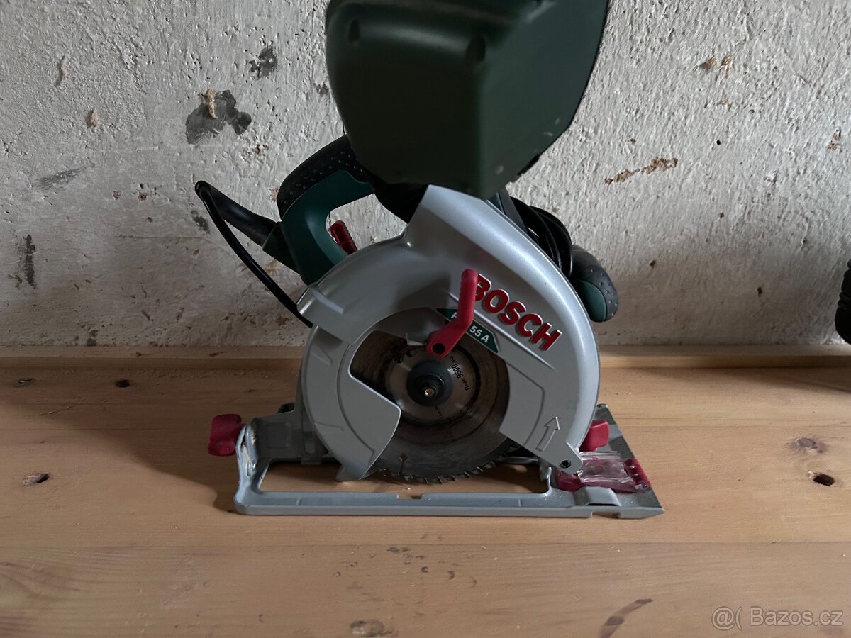 Ruční okružní pila Bosch