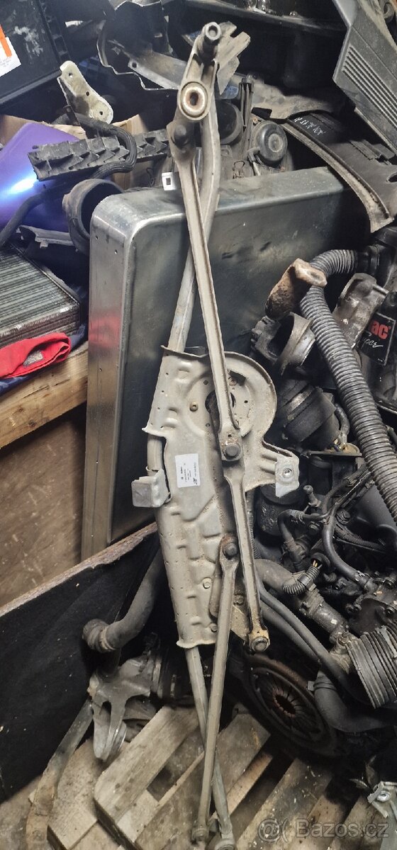 Předávkování stěračů s motorem