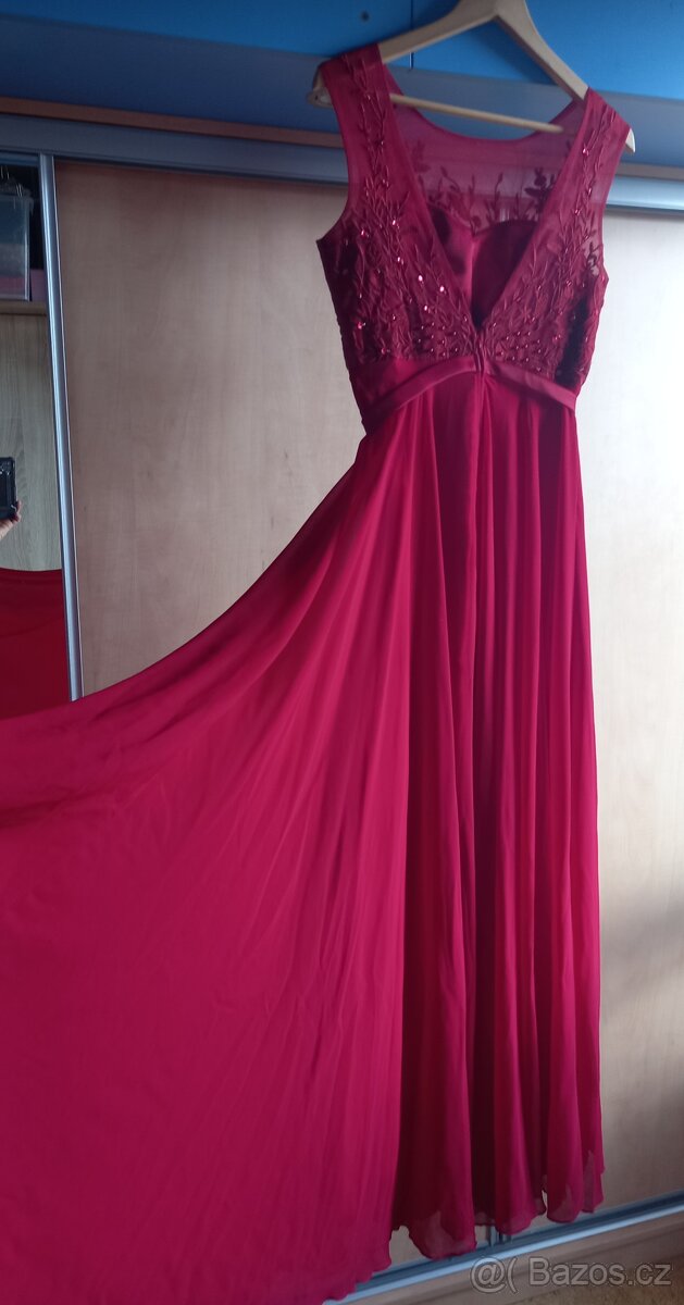 Plesové šaty vínové