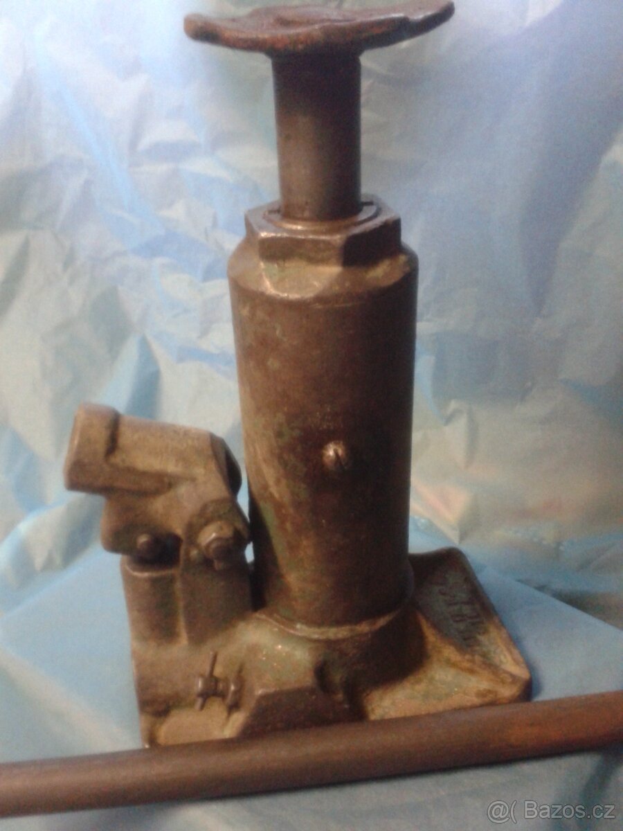 Hever JEEP WILLIS 2 SVĚTOVÁ