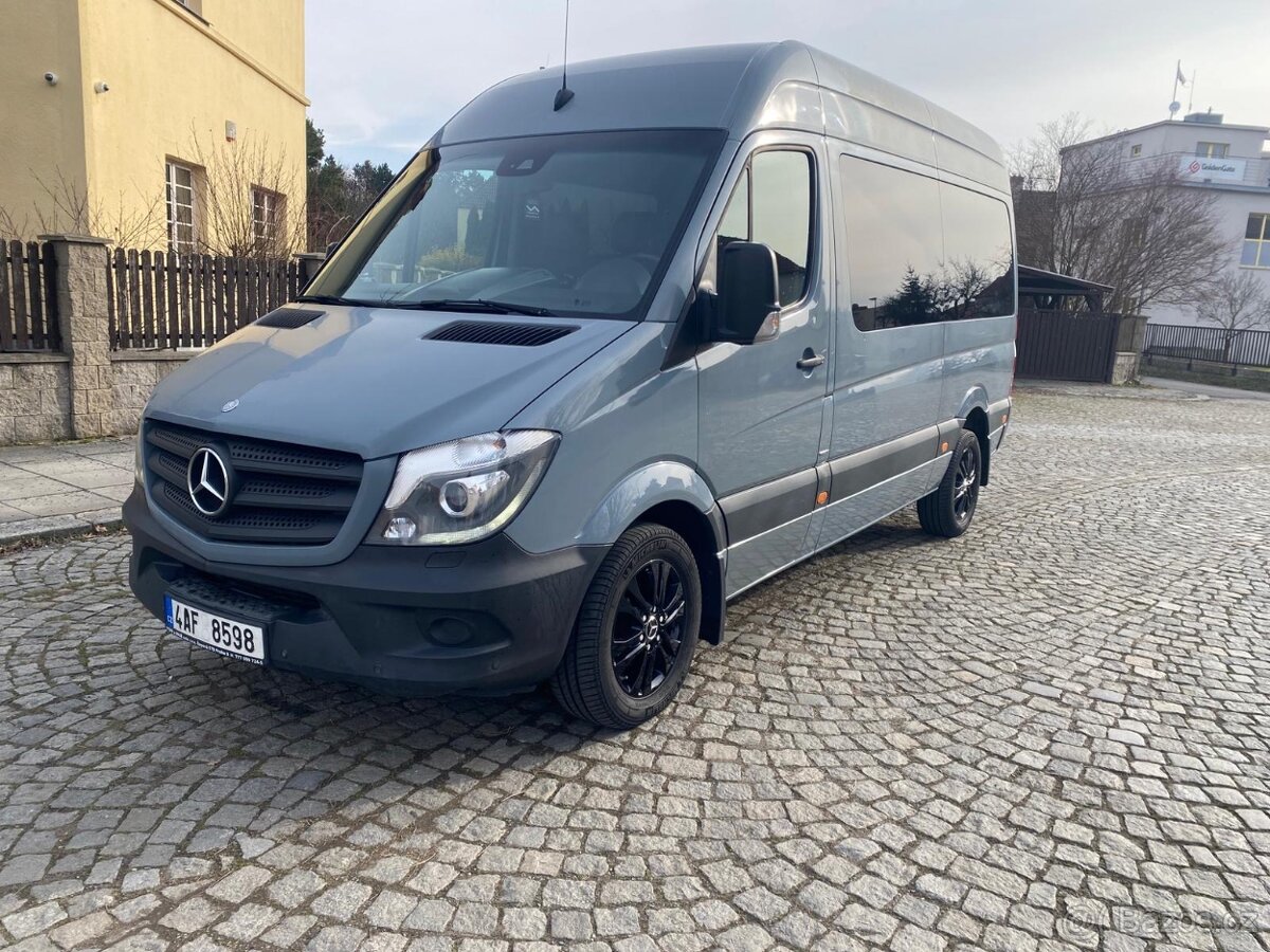 Mercedes sprinter 319 140kw