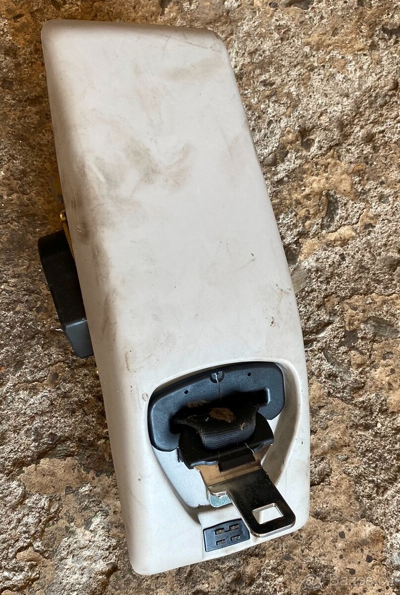 Středový pás Peugeot 307 SW