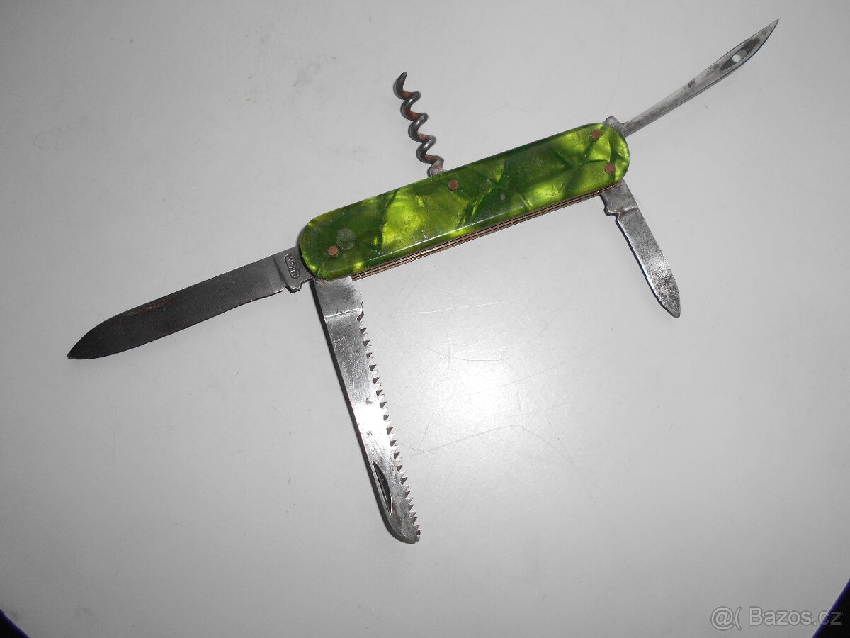 Starý, kapesní nůž Mikov