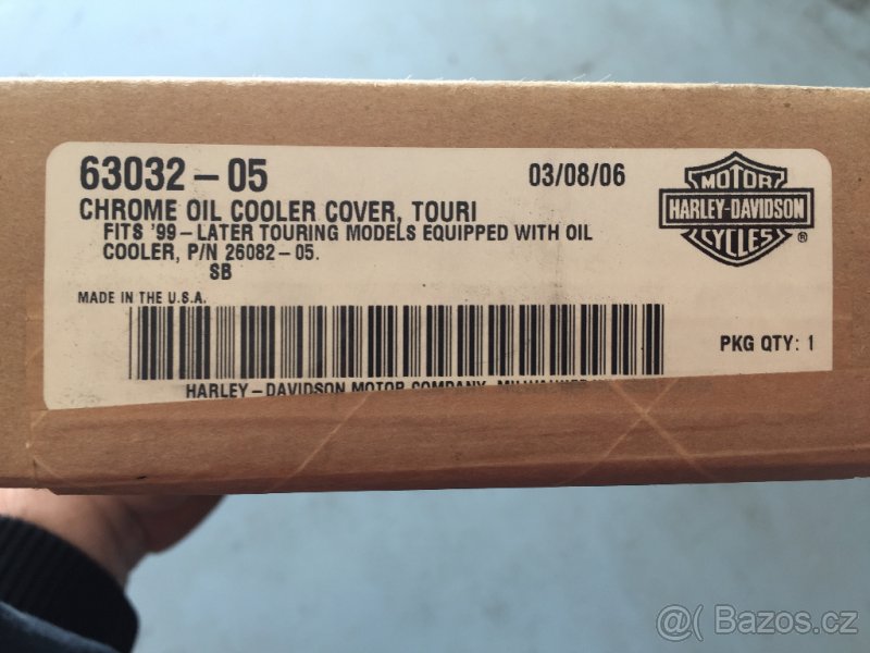 Harley chromovaný kryt olejového chladiče 63032-05