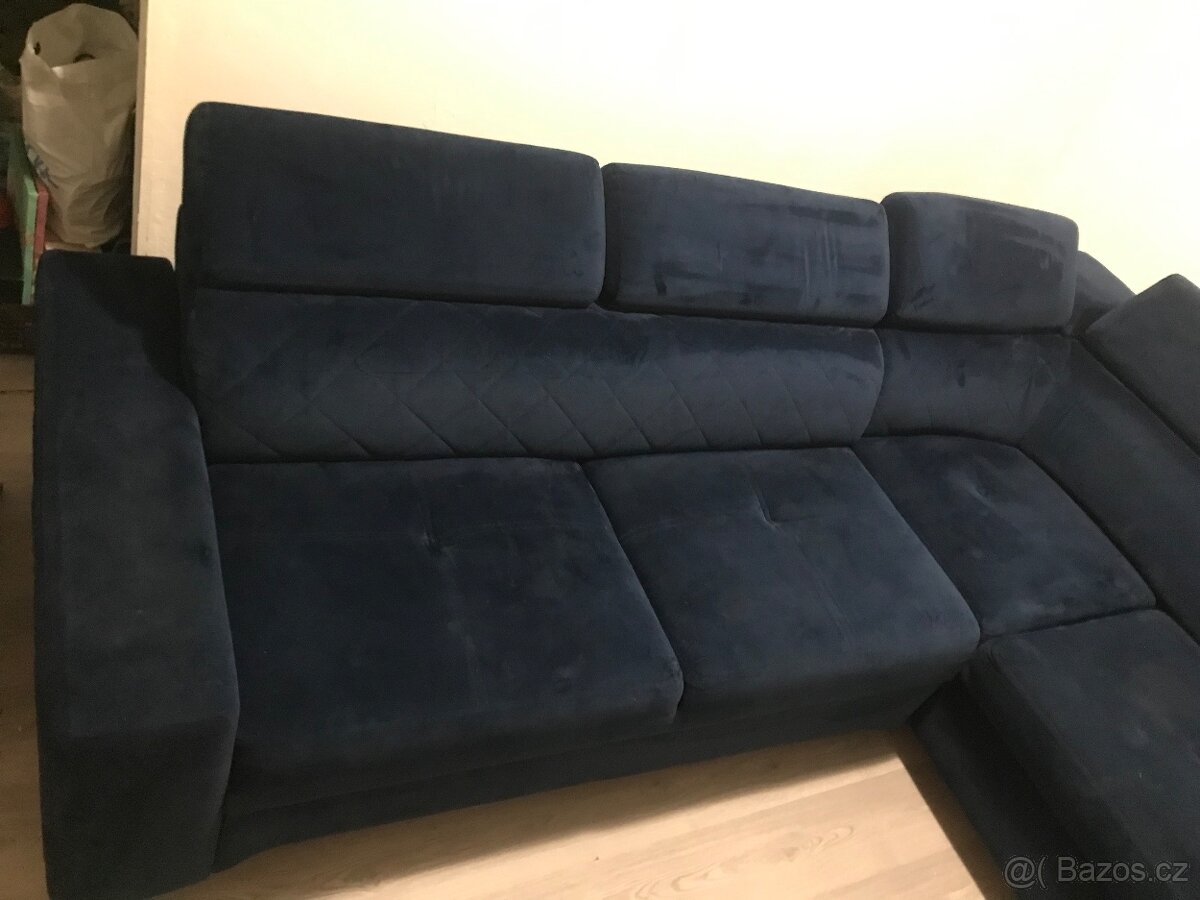 Rozkládací sedací souprava s uliznym prostorem