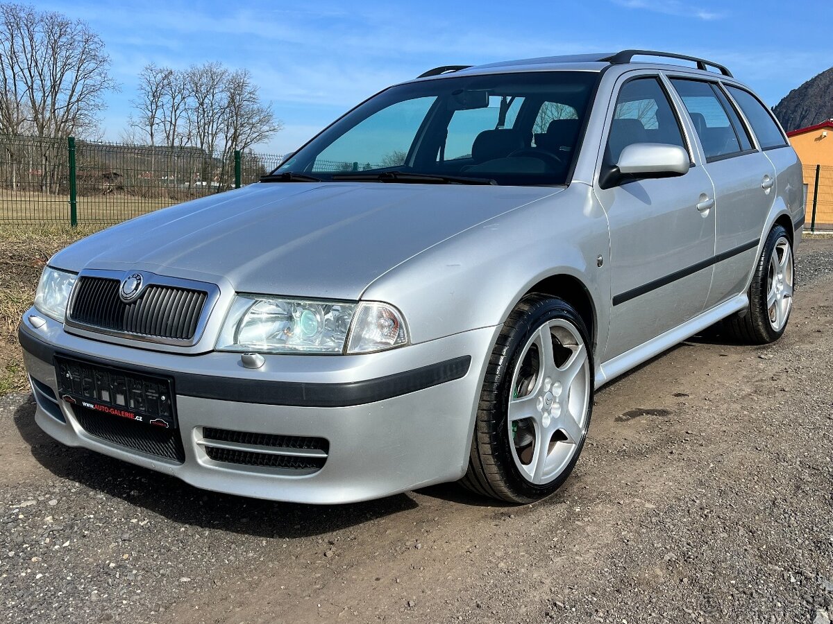 Škoda Octavia 1 1.8T RS 132KW,2003,1MAJ,XENON,ŠÍBR,TZ,SERVIS
