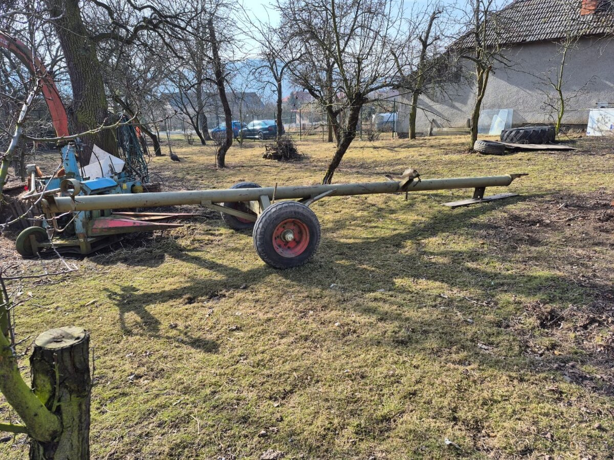 Nabízím řezací vůz na Kombajn Fortschritt E512 a E514