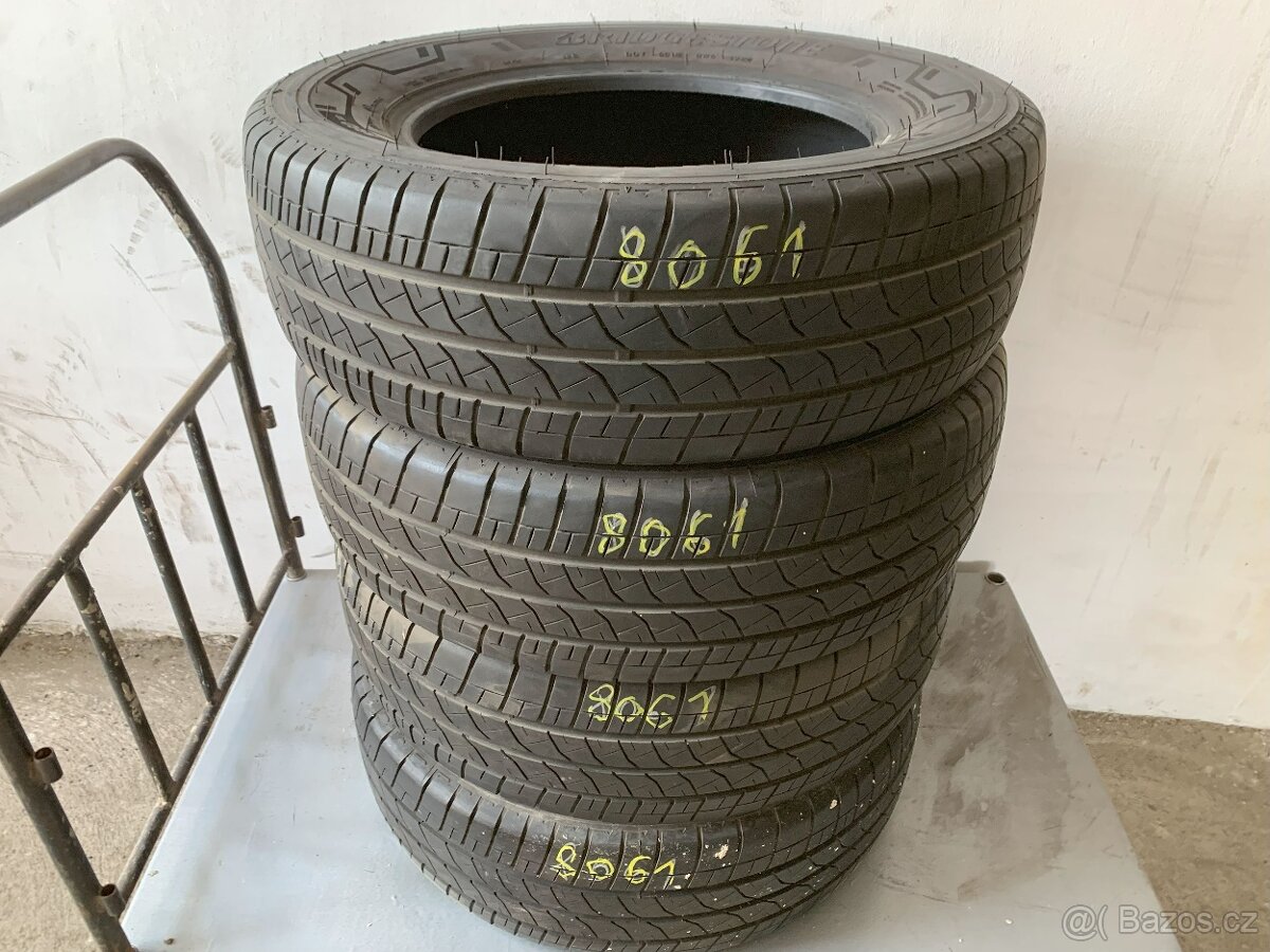 Letní pneu 215/65/16 Bridgestone R660 106T sada č.8061