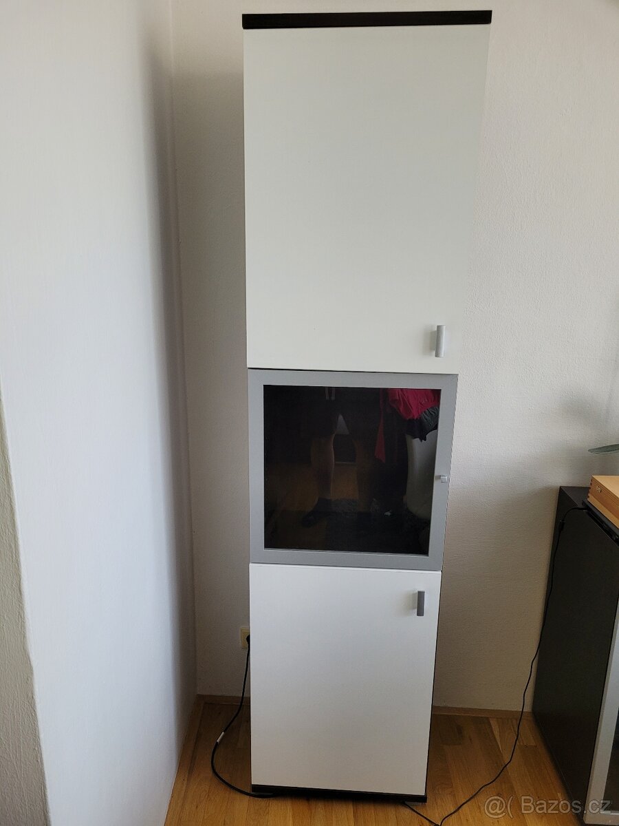 Prodám nábytek do obyváku