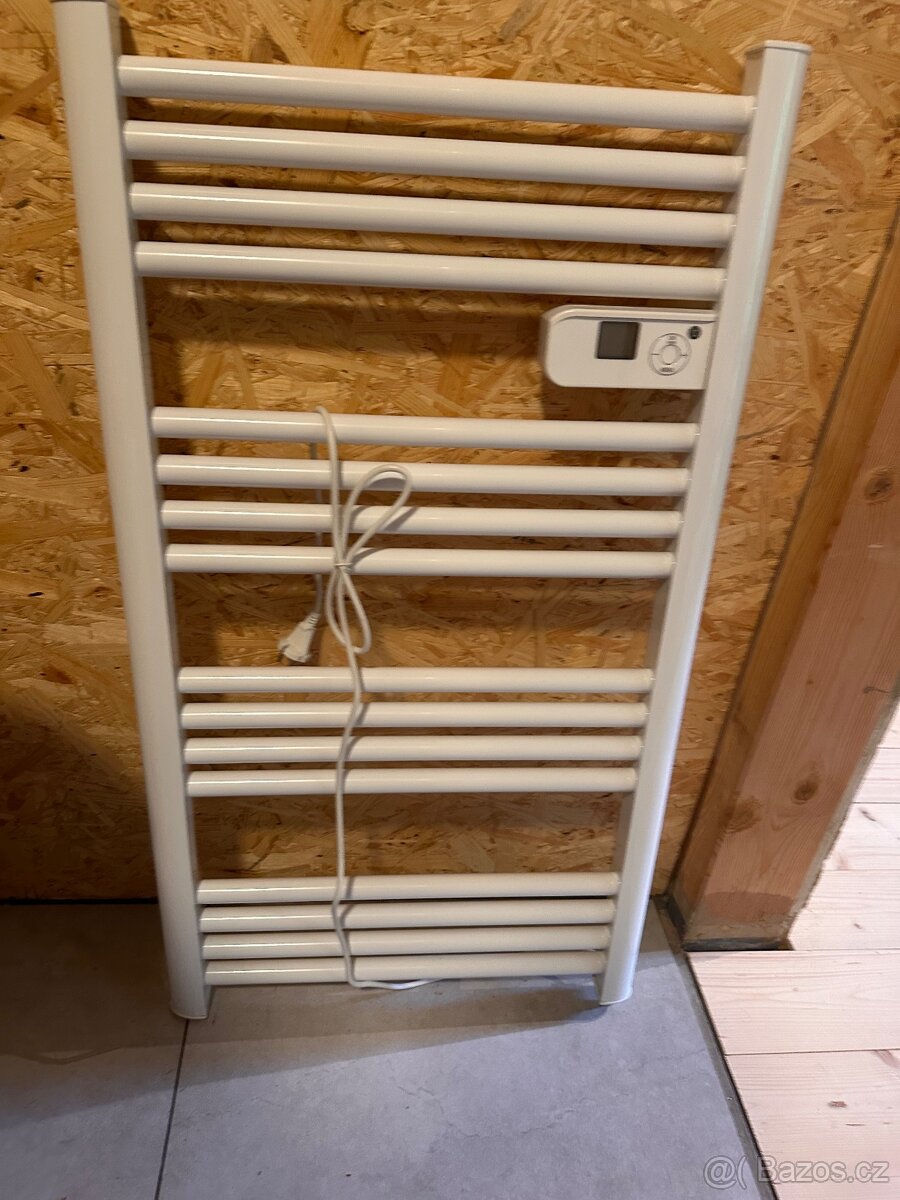 Topný žebřík 500 W