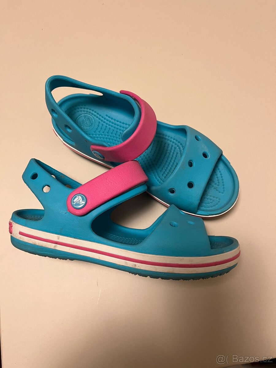 Sandály Crocs 31