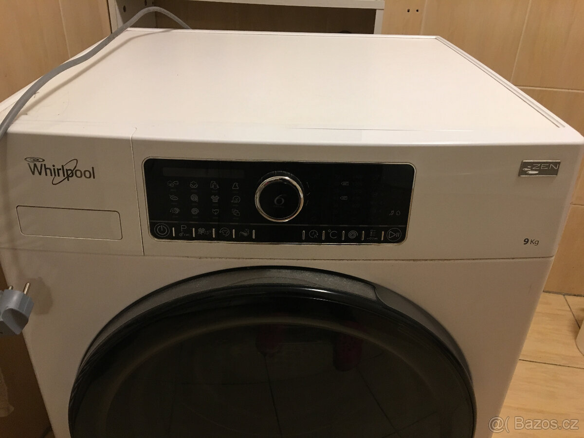 pračka Whirlpool na nahradní díly