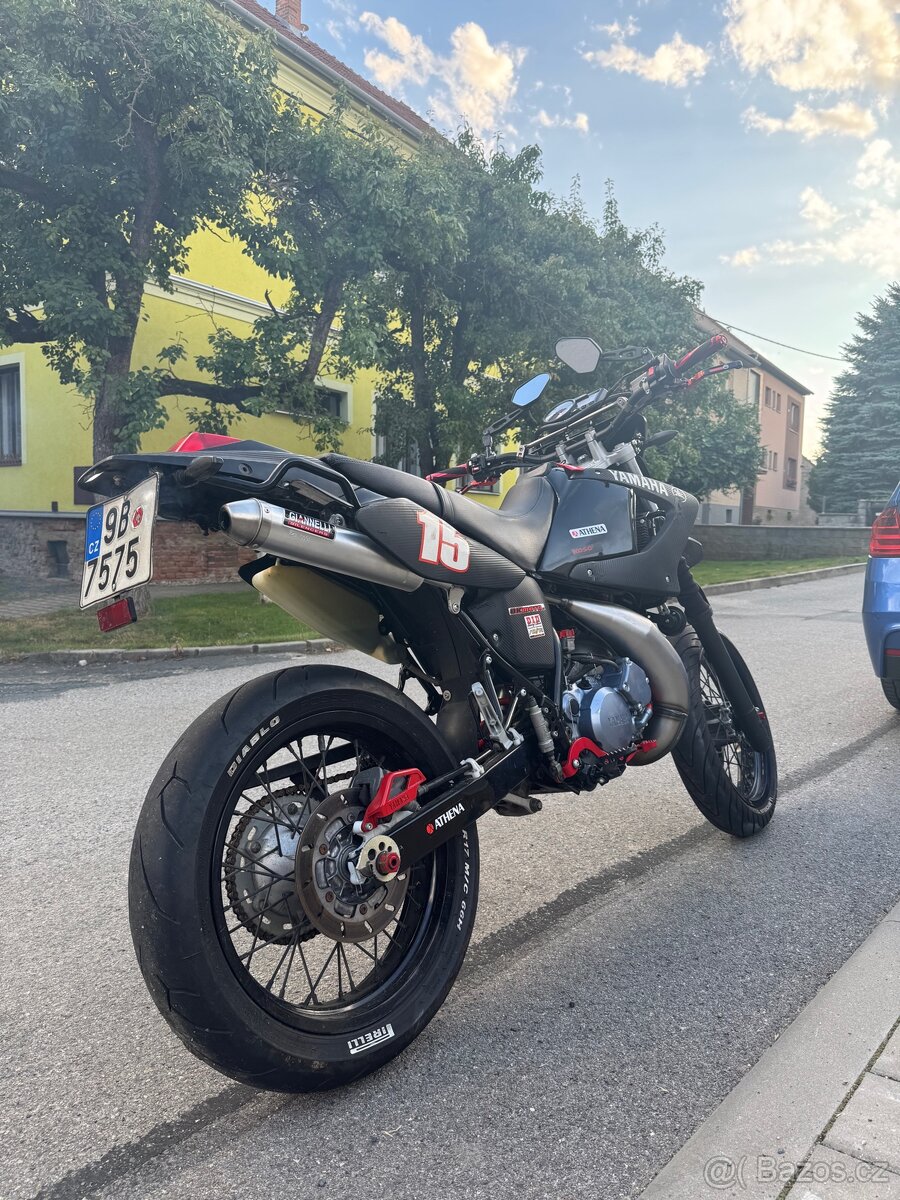 Yamaha DT125X