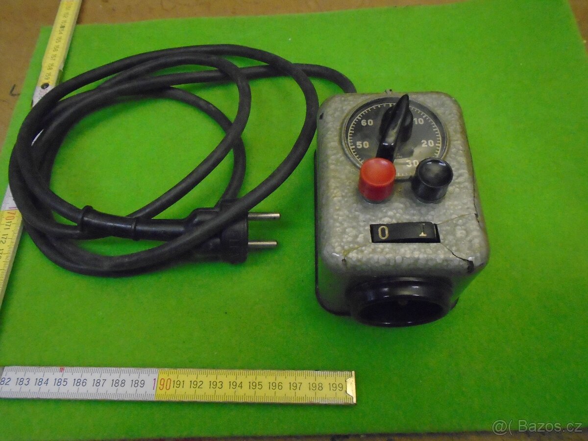 Časový spínač 250V - 10 A