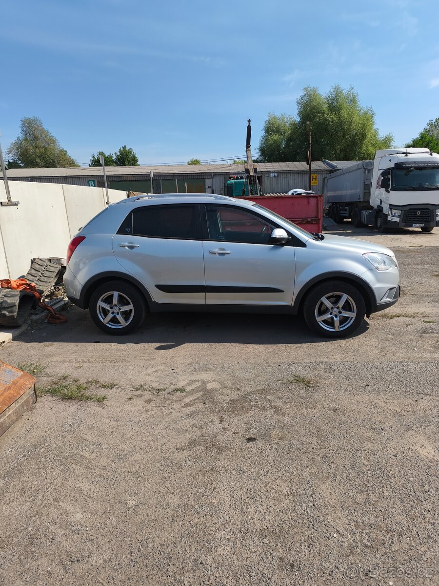 Motor Ssangyong korando