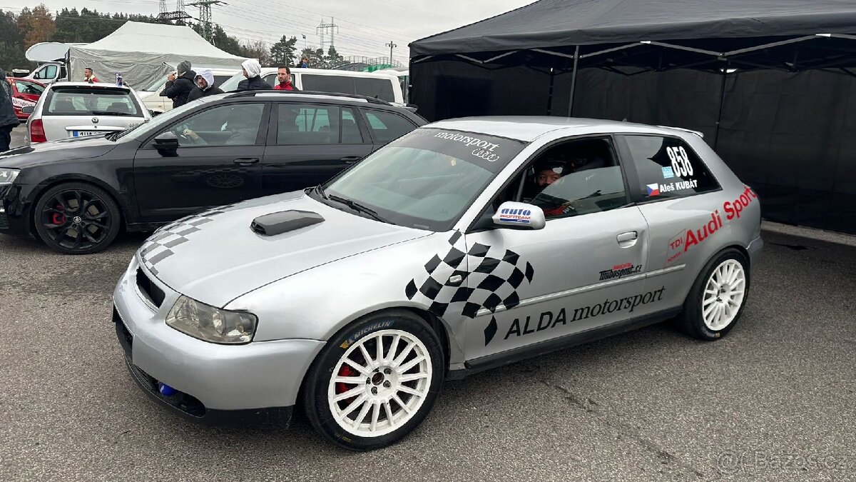 Prodám závodní Audi A3