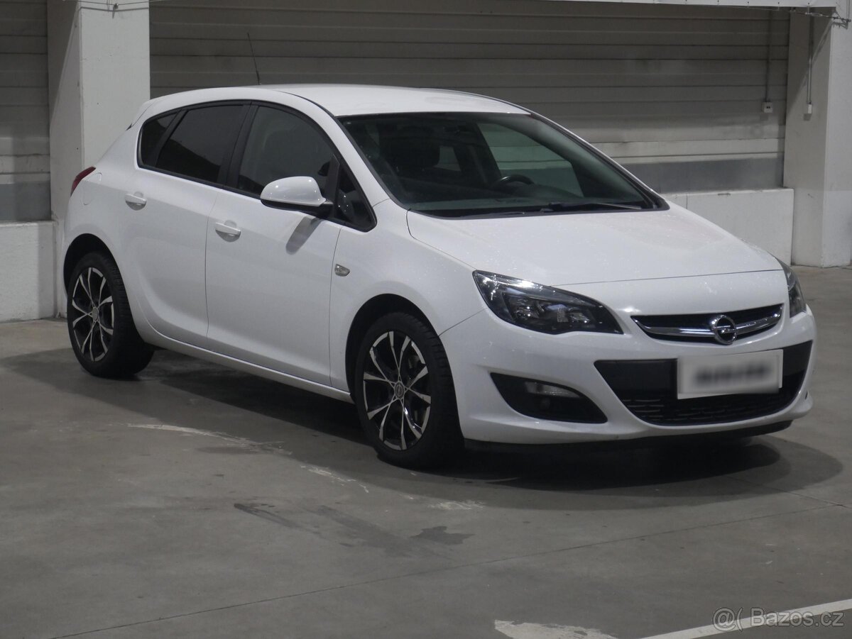 Opel Astra 1.4T , 103 kW LPG + benzín, 2015