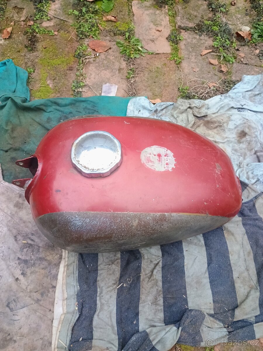 Nádrž Jawa 175 typ 356 / prodej nebo výměna