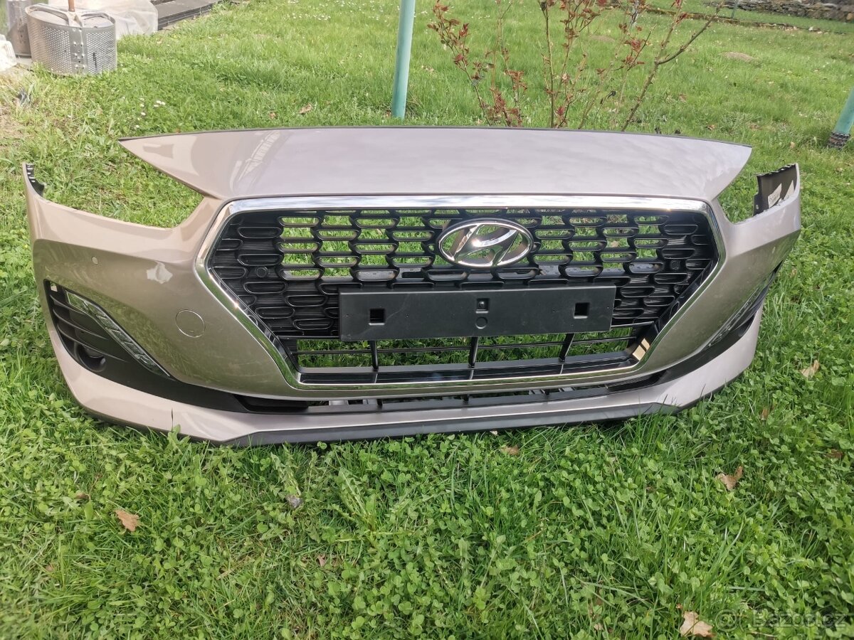 NOVÝ přední nárazník Hyundai i30 PDe nastrojený