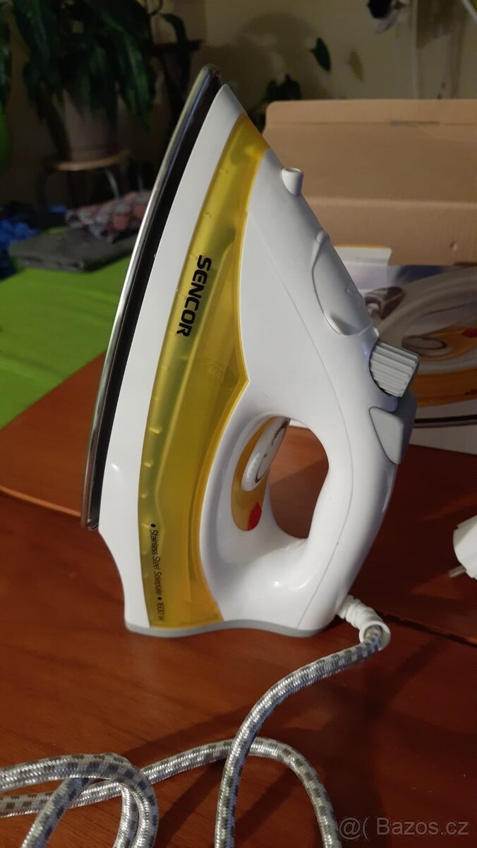 SENCOR STEAM IRON