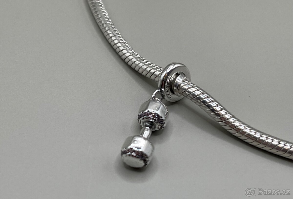 Stříbrný přívěsek č. 14 - činka