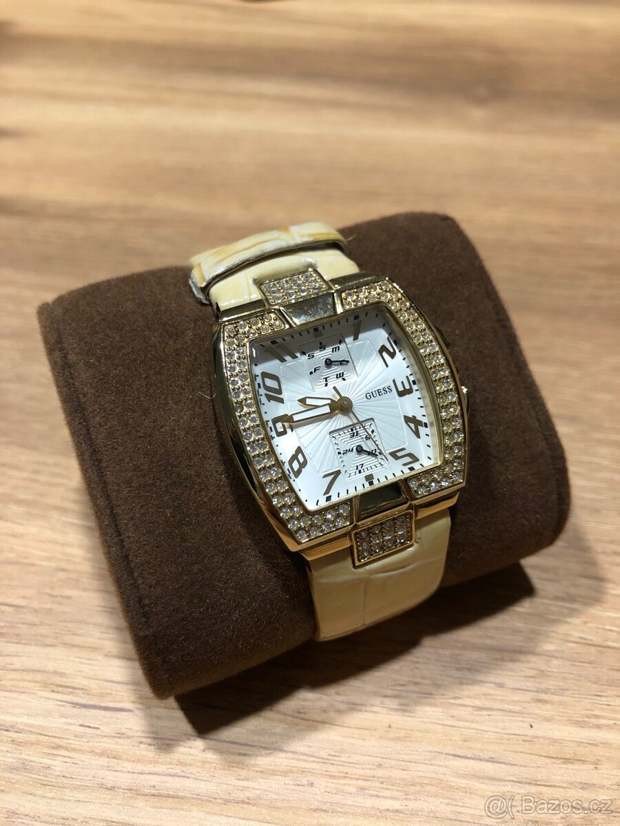 Hodinky Guess W14525L1 zlaté, nová baterie