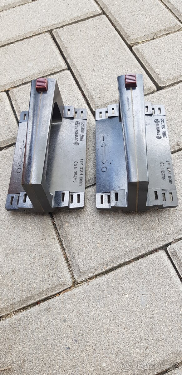 Žehlička na nožové pojistky