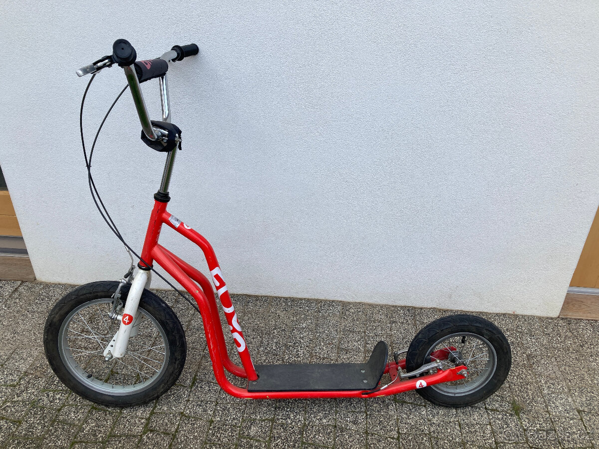 Koloběžka Yedoo Four