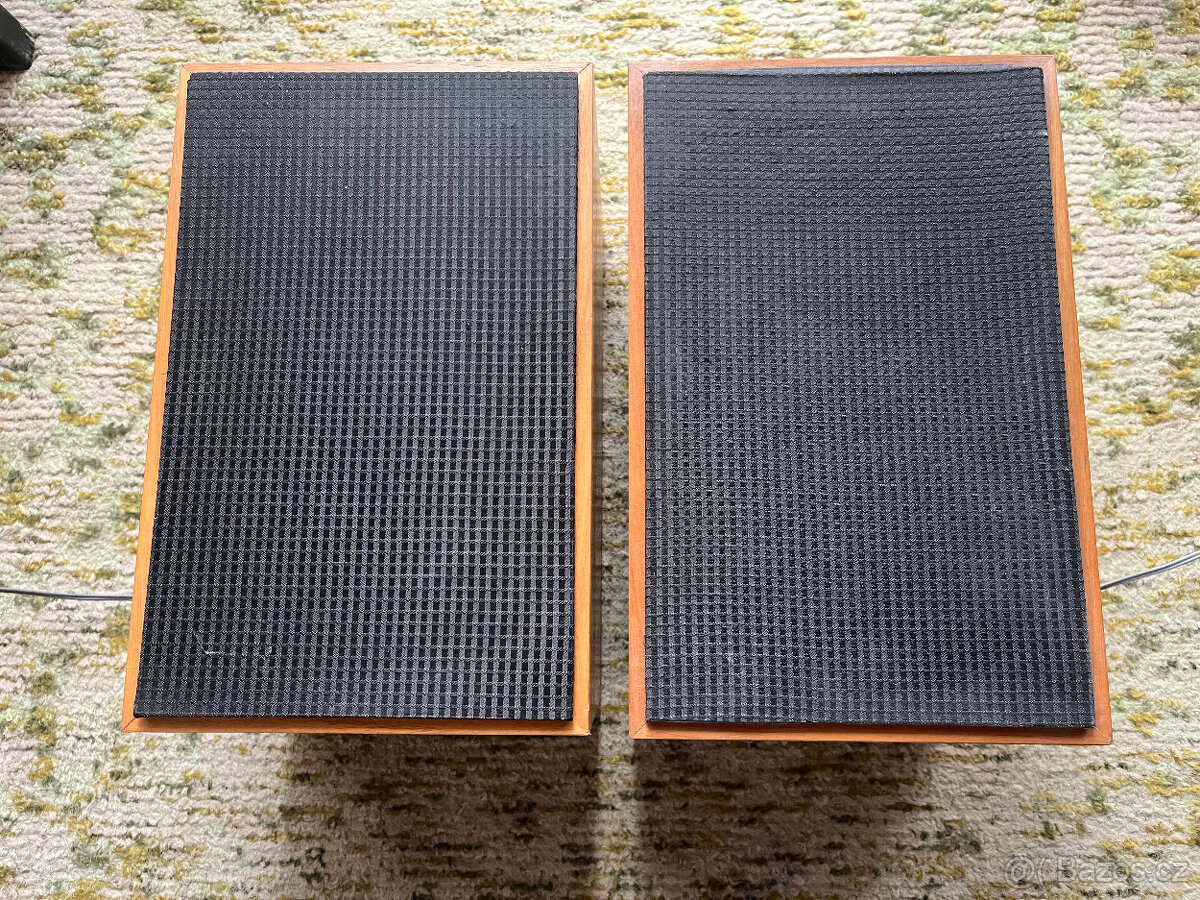 Reproduktory TESLA ARS 9204