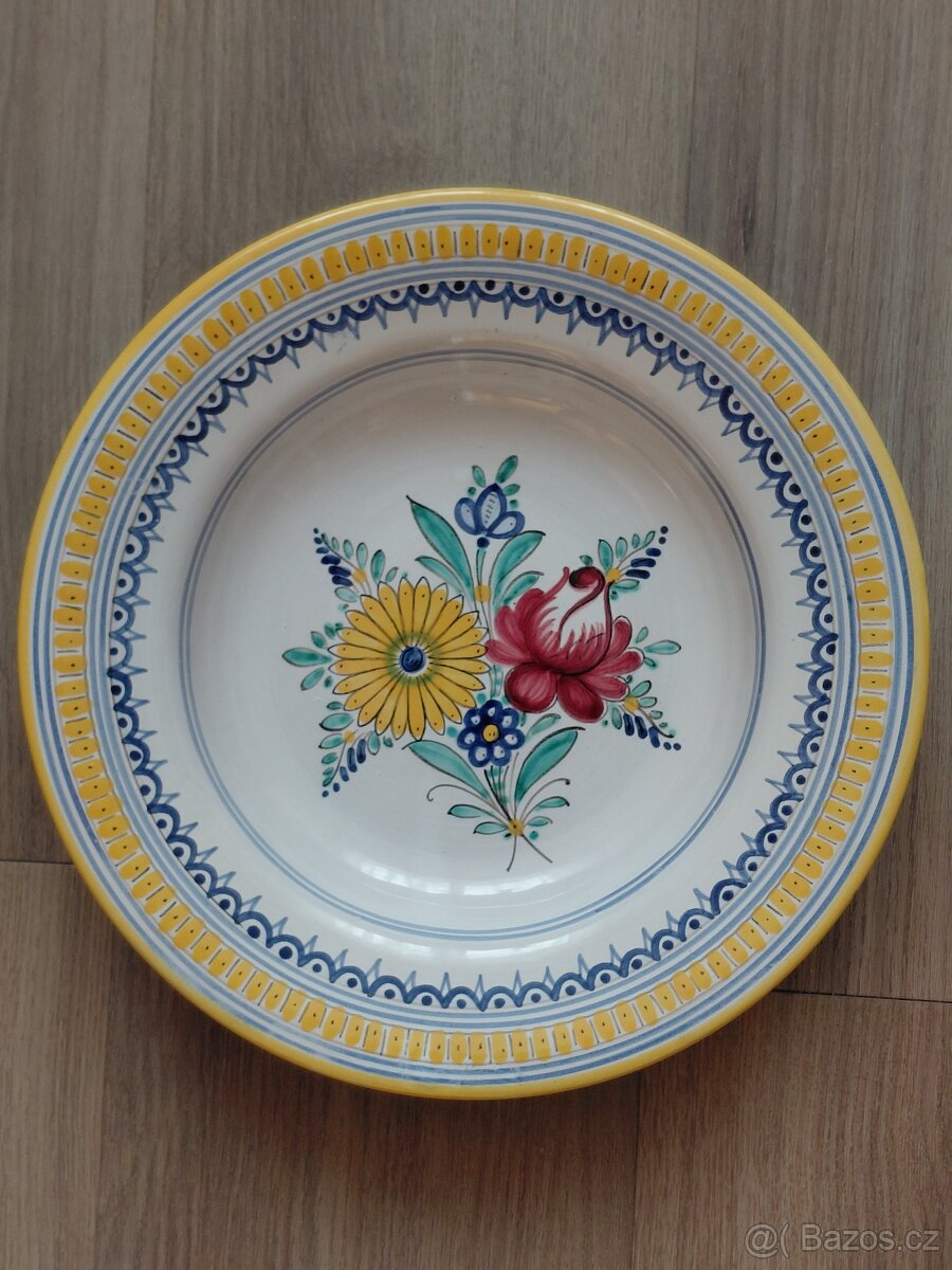 Malovaný talíř