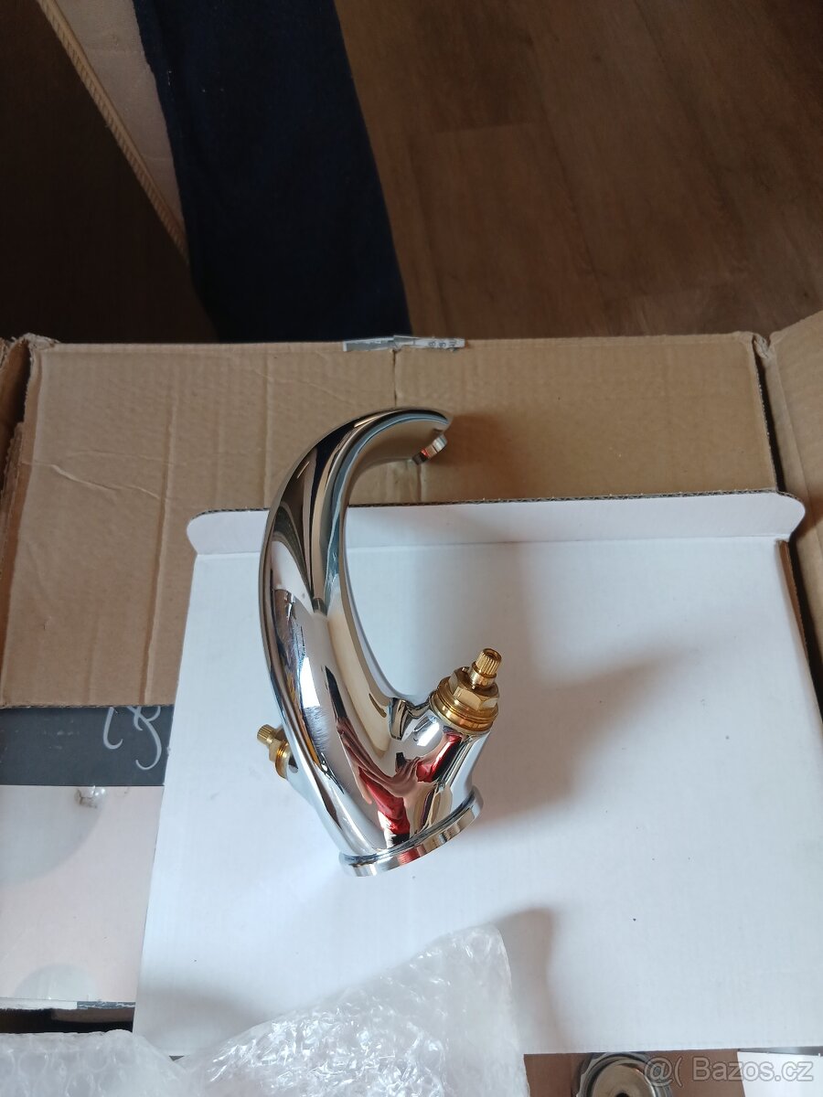 Umyvadlová baterie Faris