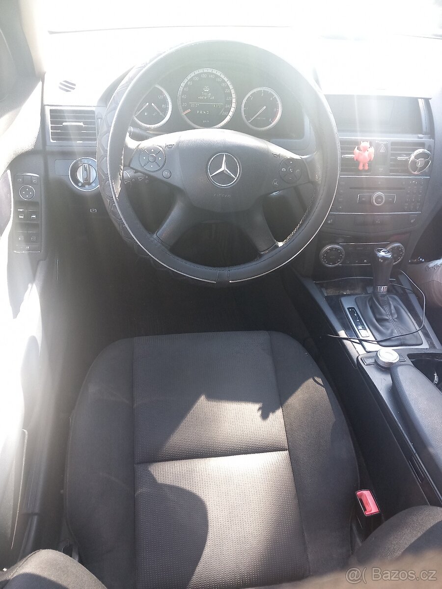 Mercedes benz třída C 220 cdi 125kW