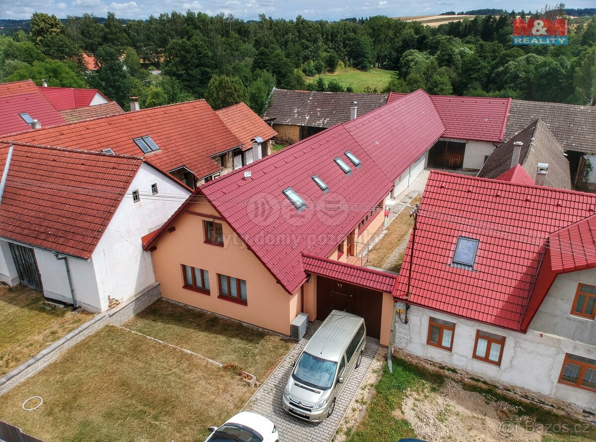 Prodej rodinného domu, 419 m², Mnich