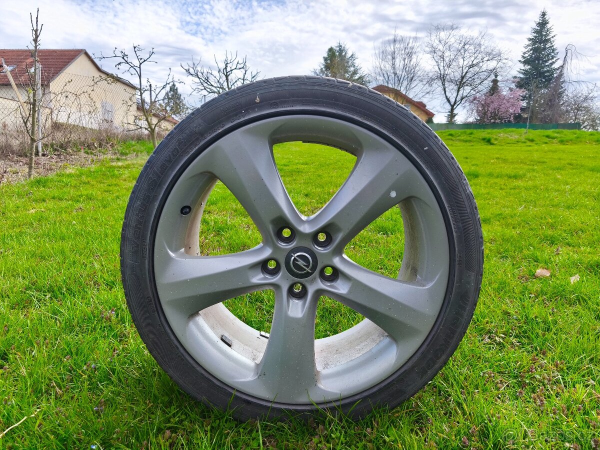 ALU kola Opel 235/40/R19