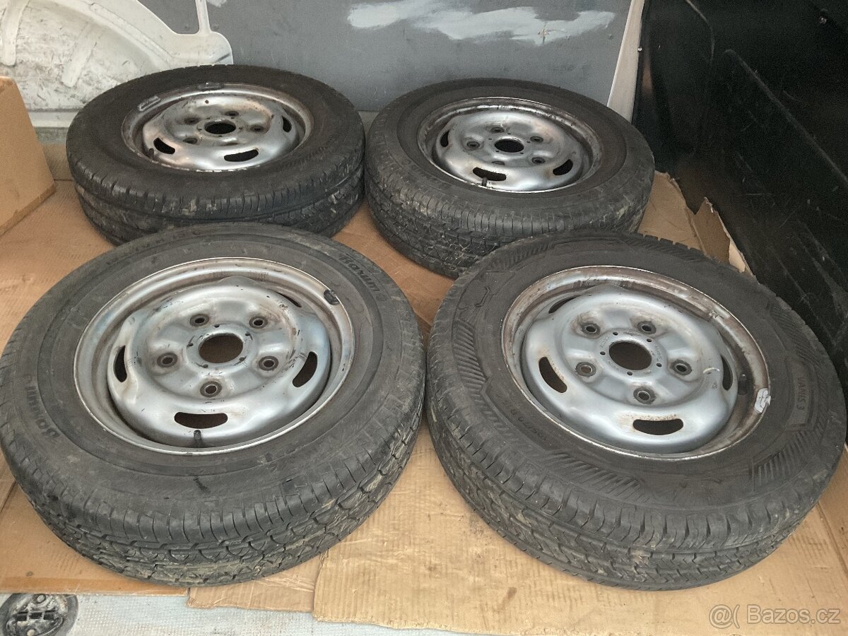 Ford Tranzit 2012 Letní sada kol R15C