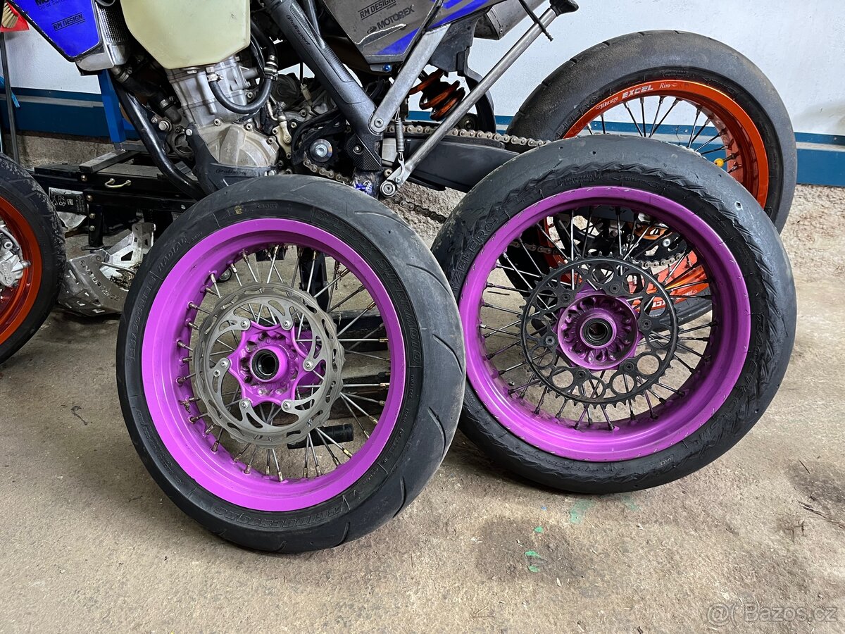 Supermoto kola