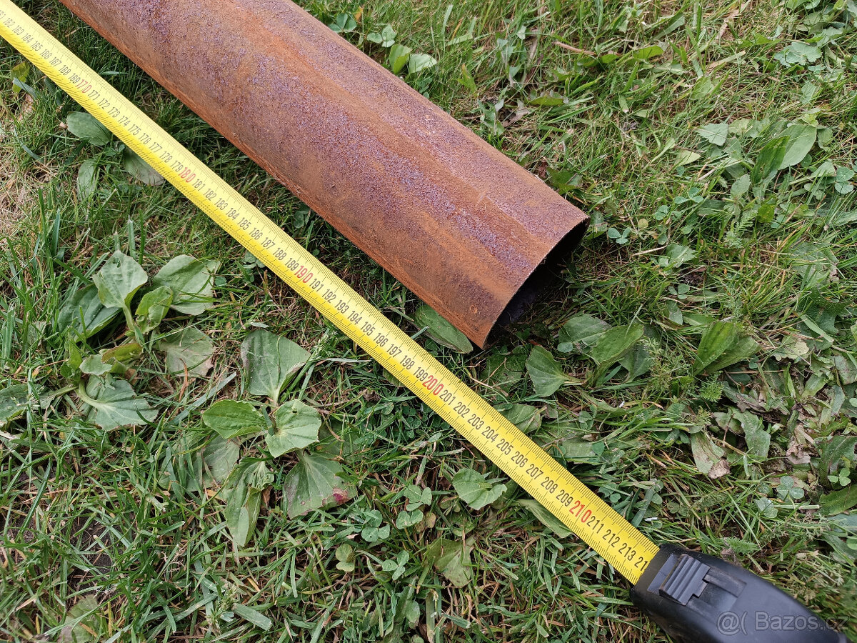 Bezešvé ocelové trubky délka 2m, průměr 90mm