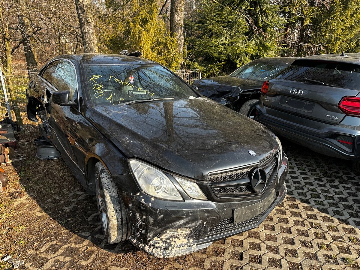 Mercedes-Benz C207 Coupé e350 cdi 642.836 170kW